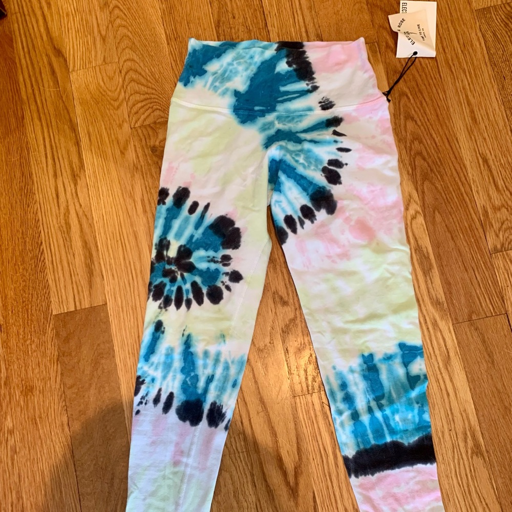Electric & Rose Tie-dye leggings